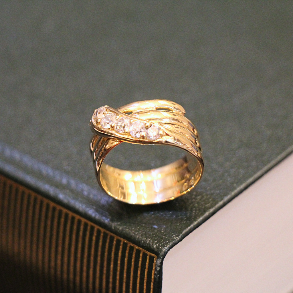 18ct Gold Diamond Sneak Crossover Band Ring