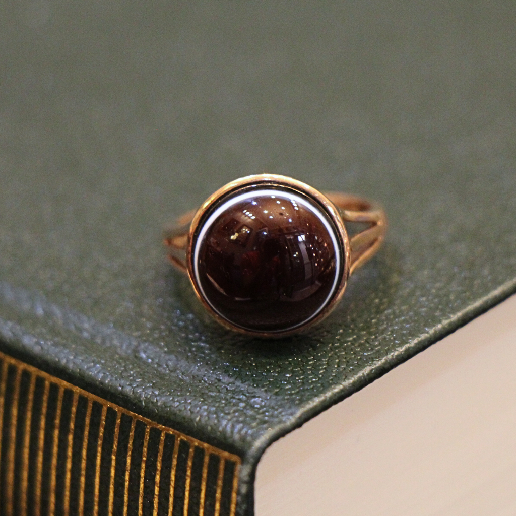 9ct Gold Brown Agate Cabochon Ring