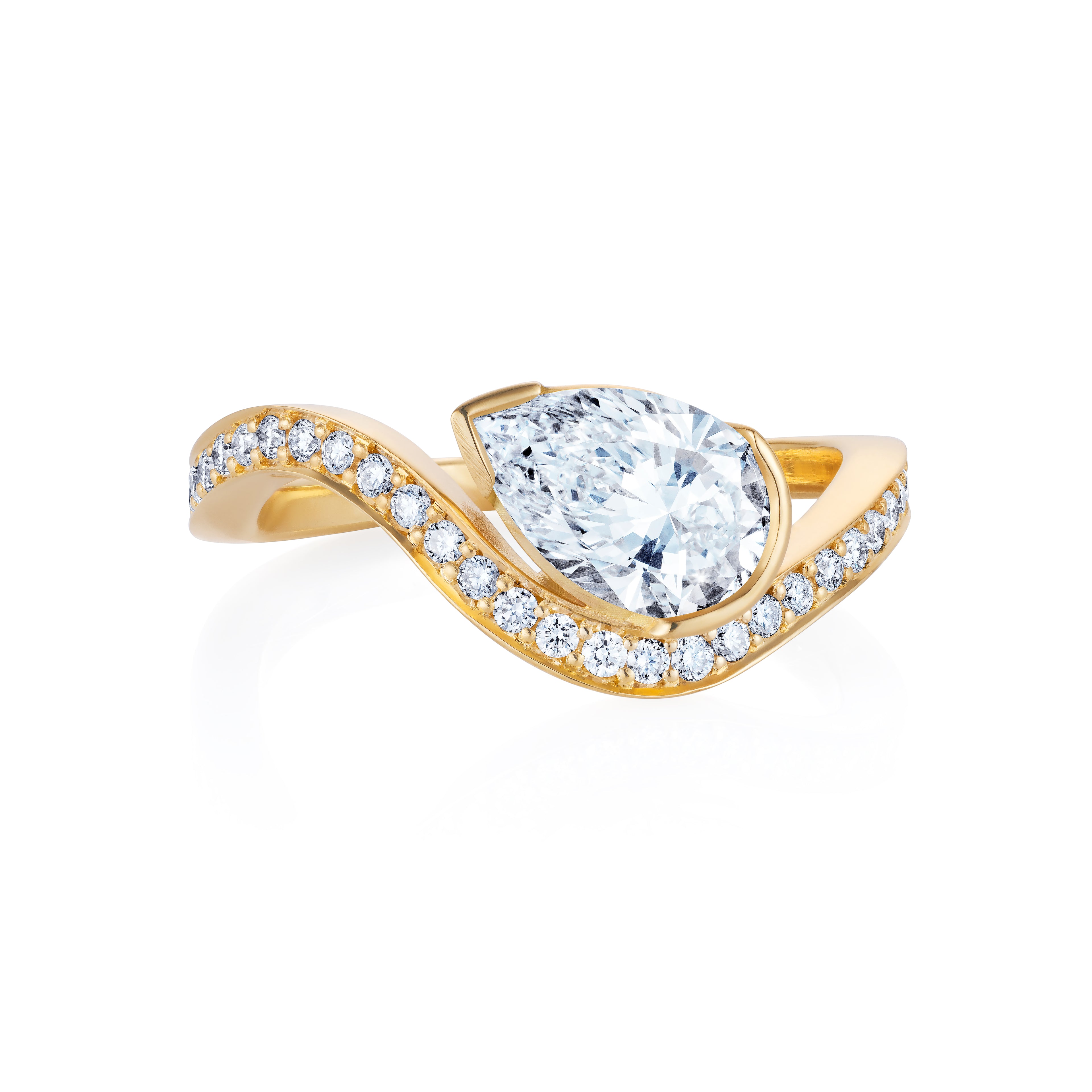 1-ct pear shaped Diamond Engagement ring image 0