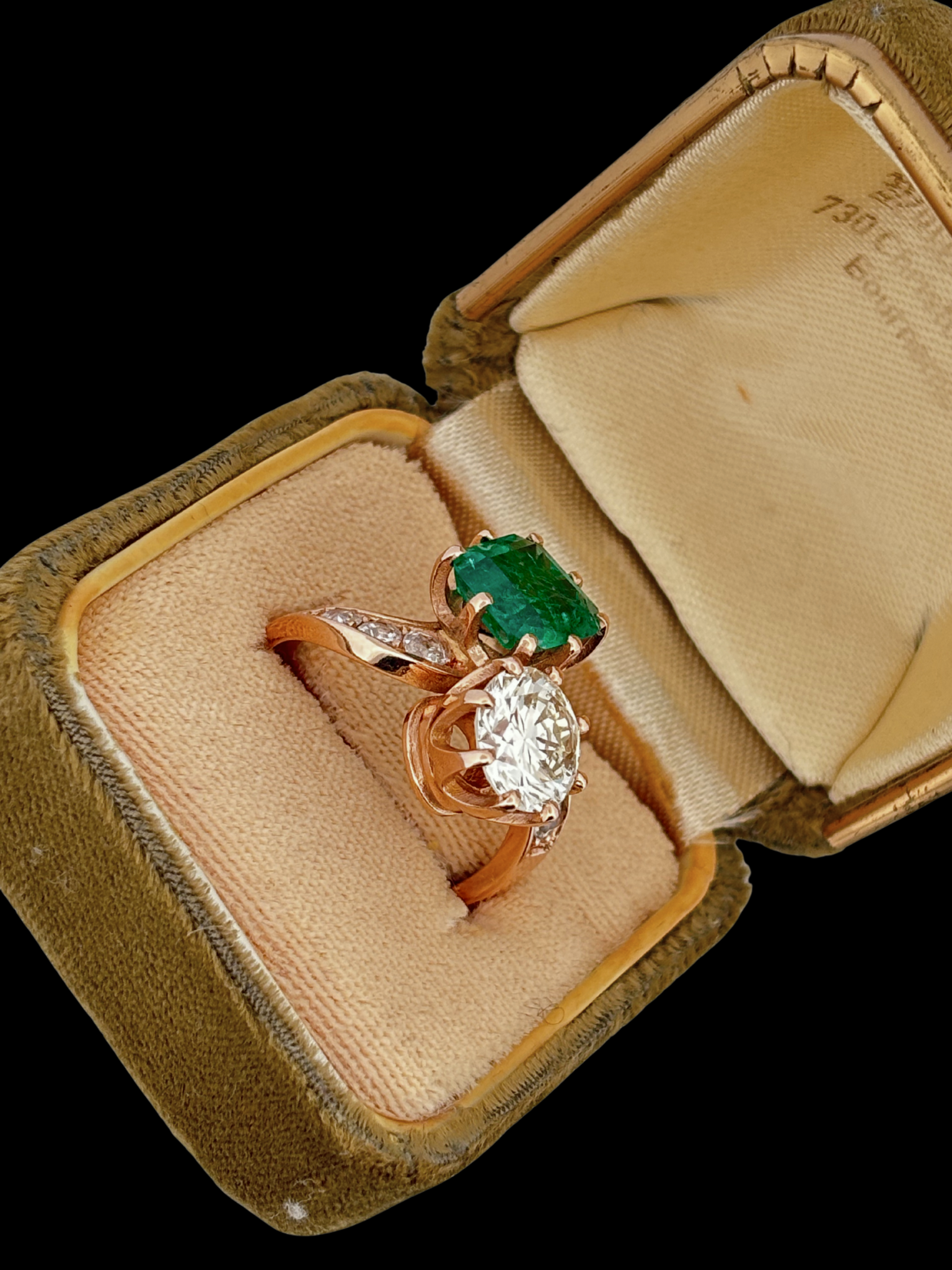 Toi et Moi Diamond and Emerald Ring 18ct Rose Gold