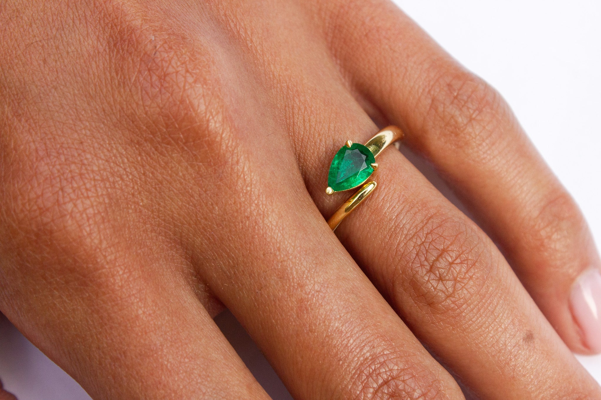 Pear Cut Emerald Ring image 1