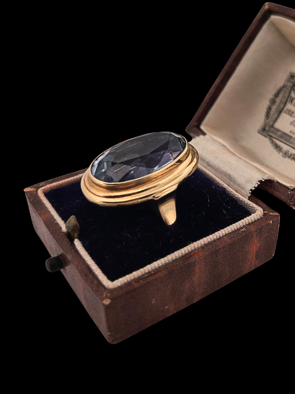 Cocktail Oval Aquamarine Ring in 9ct Gold