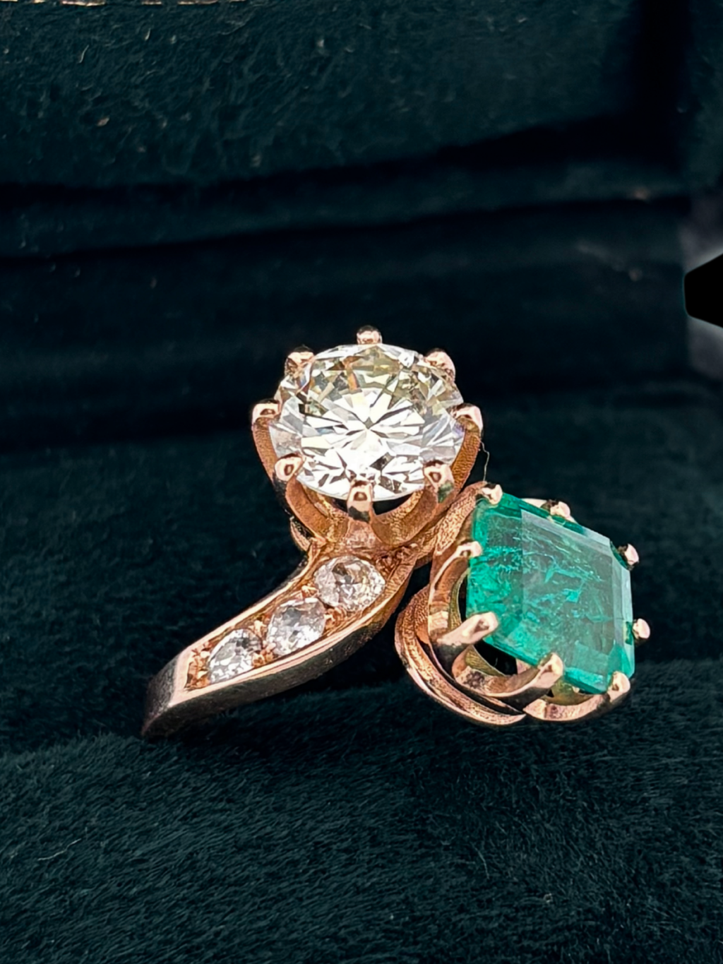 Toi et Moi Diamond and Emerald Ring 18ct Rose Gold