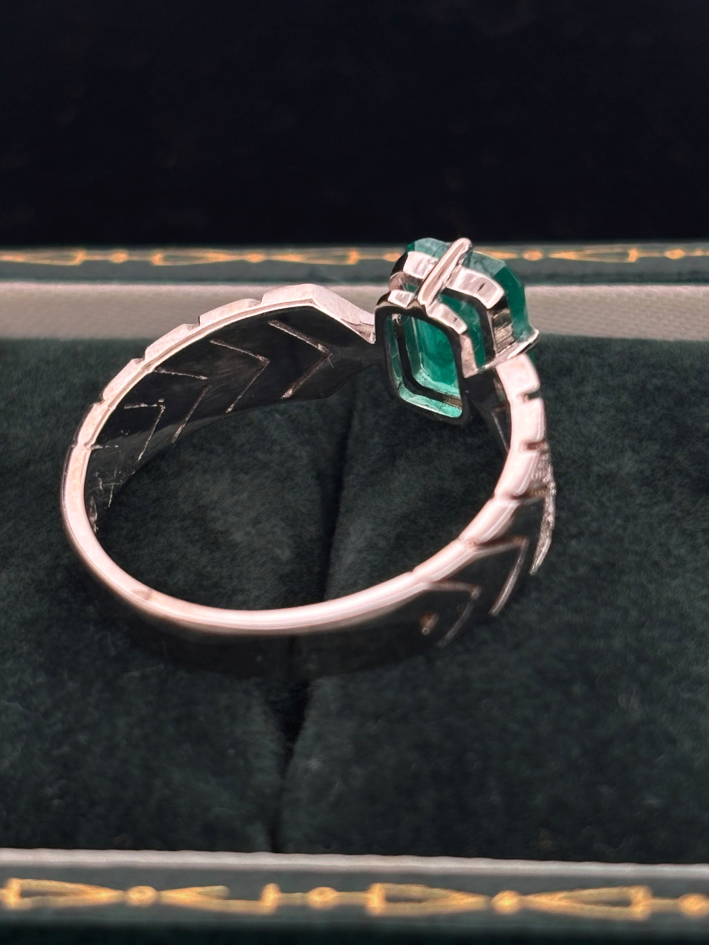 1.17ct Emerald & Diamond Ring