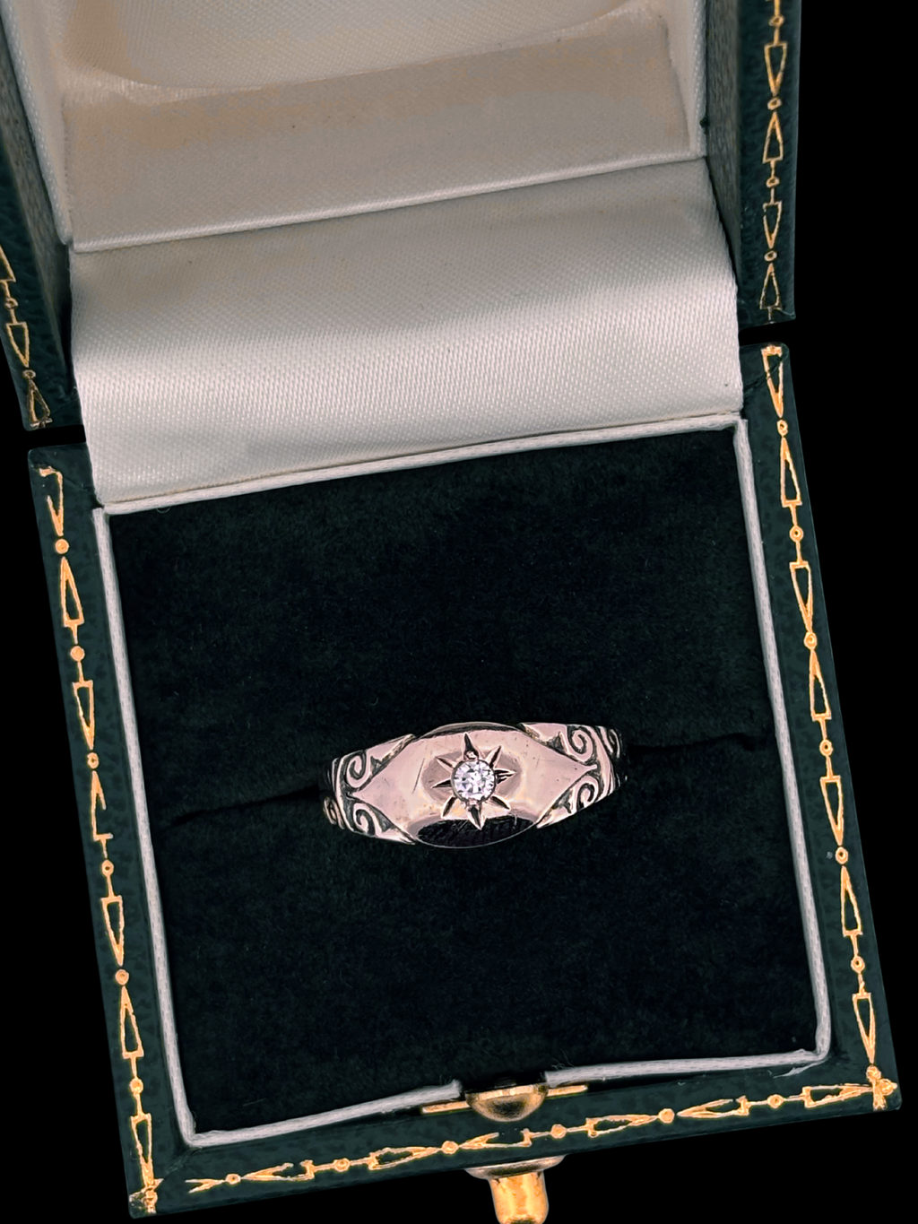 Antique 9ct Rose Gold Star-Set Diamond Ring