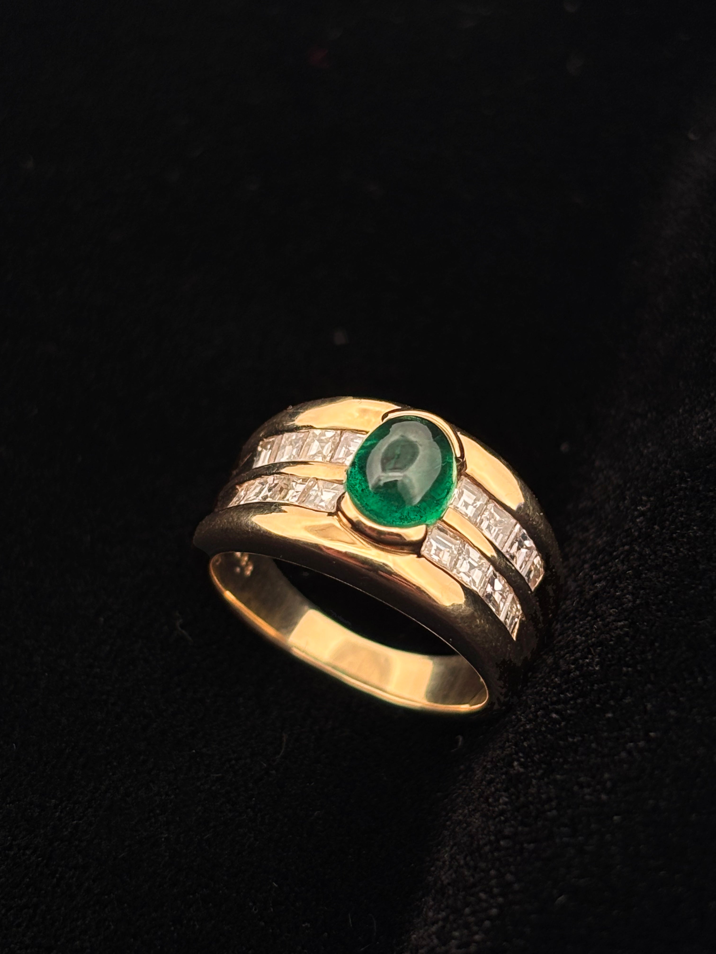 1.09ct Cabochon Emerald and Diamond Band Ring
