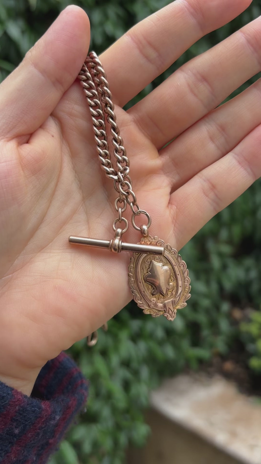 Antique Albert Chain with Shield Fob & T-Bar in 9ct gold