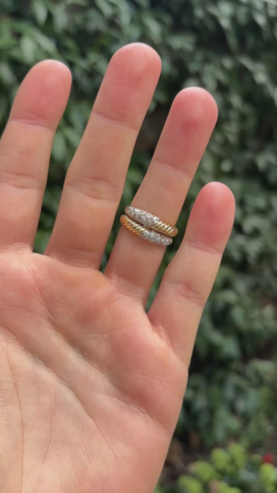 Vintage Dual-Tone Diamond Crossover Ring