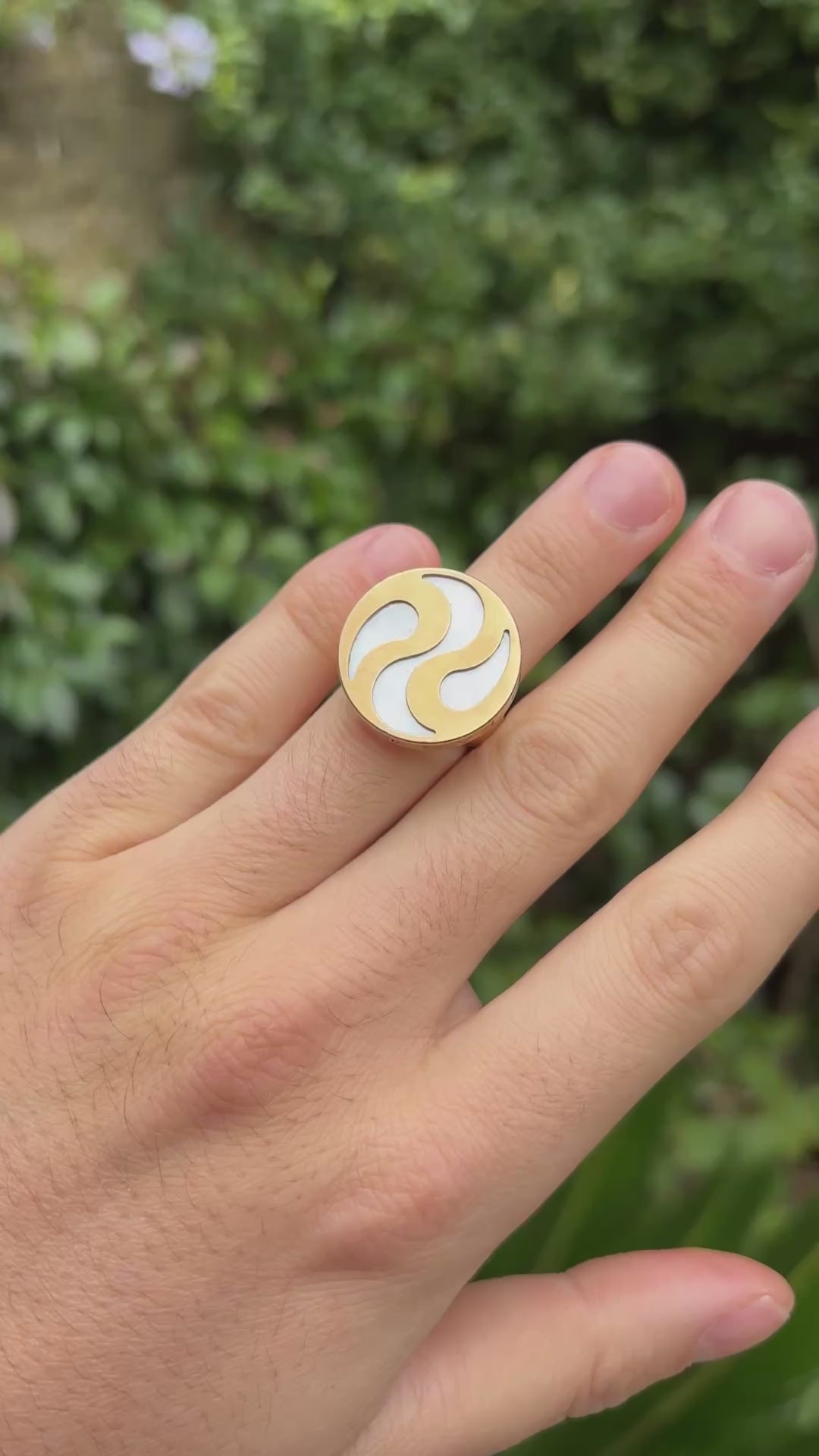 Bulgari Swivel Mother-of Pearl Ring