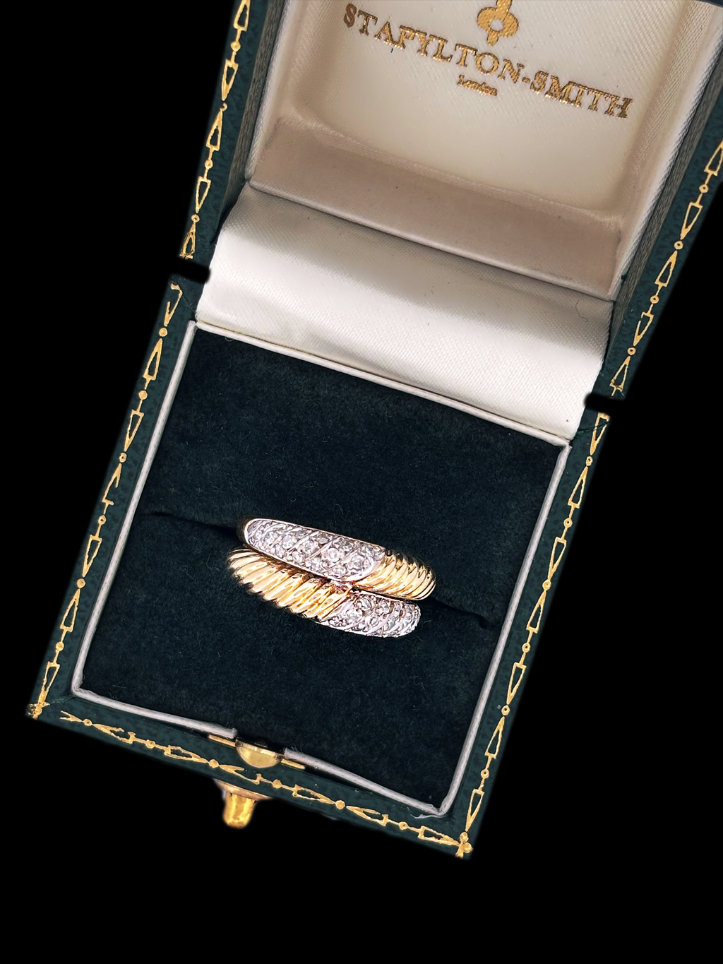 Vintage Dual-Tone Diamond Crossover Ring